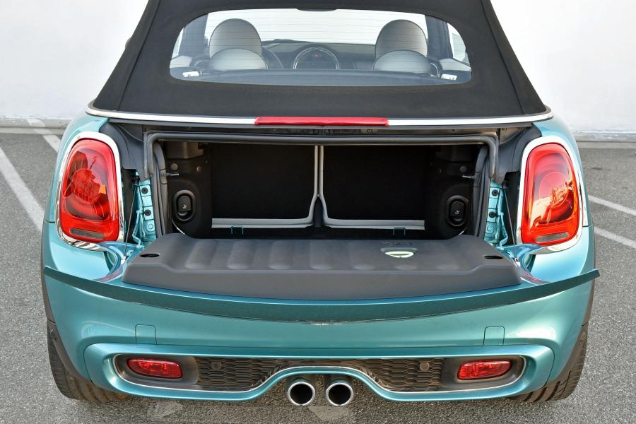  Mini Cooper S Cabrio 2016 года  (US) (фото 23 из 30)